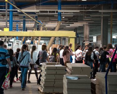 Osnovci iz Istočnog Sarajeva u posjeti Ambyenti Osnovci iz Istočnog Sarajeva u posjeti Ambyenti
